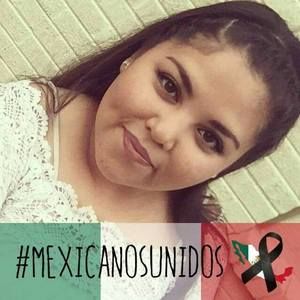 Meet your Posher, Claudia